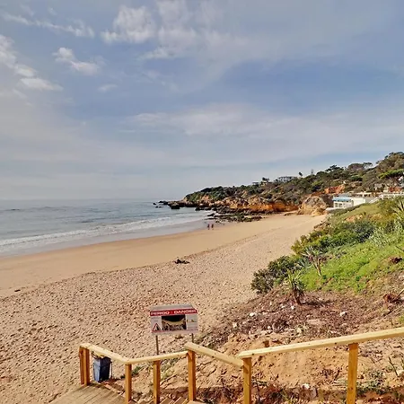 By Homing Appartamento *