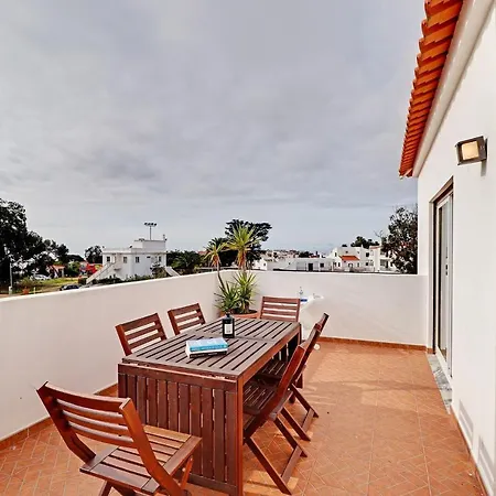 By Homing Albufeira