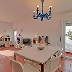 By Homing דירה אלבופיירה